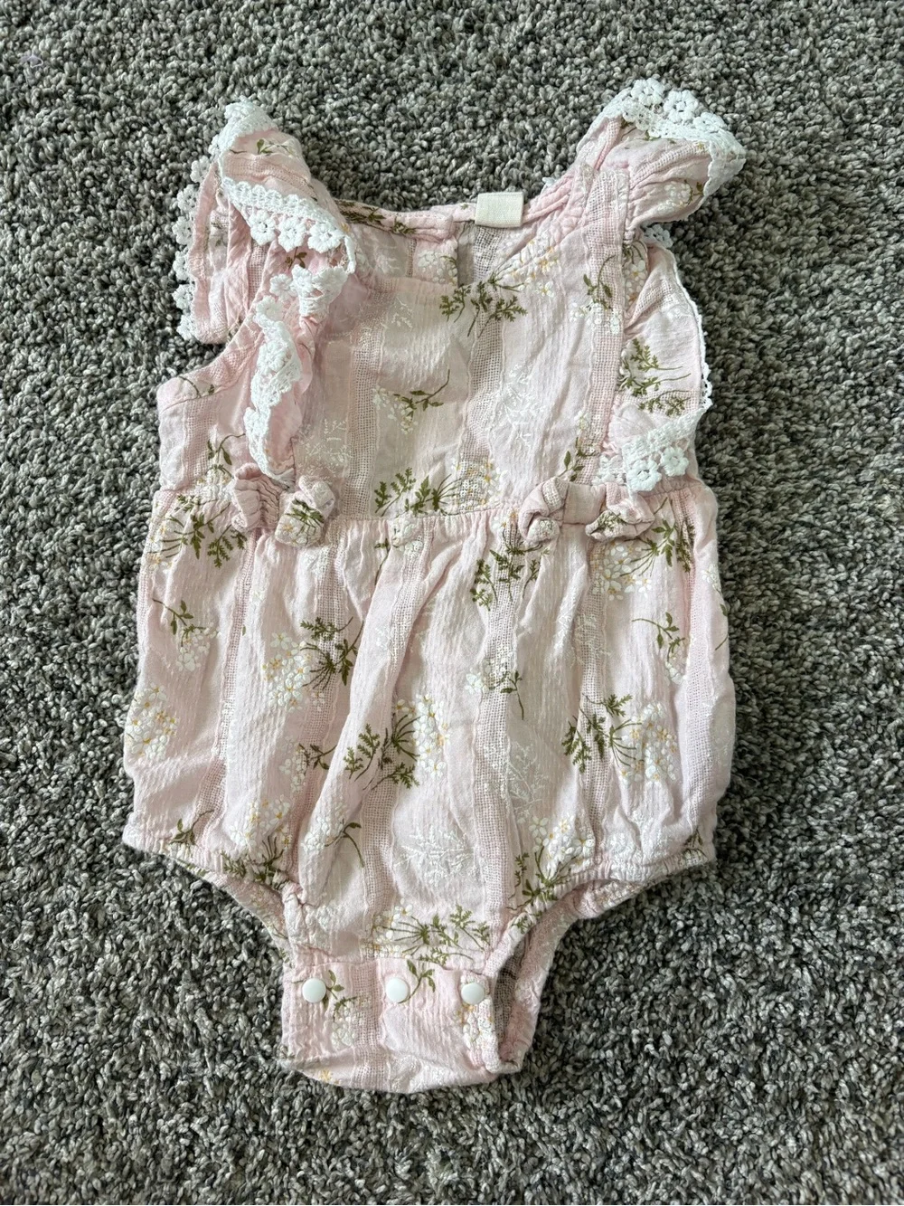 Baby Girl Clothing Bundle 3M-6M Floral Rompers Dresses Tops Vest Lot 10 Bundle - Picture 13 of 16
